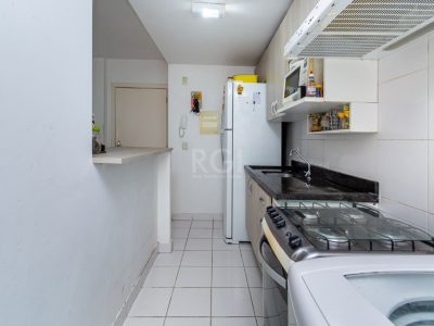 Apartamento à venda com 65m², 3 quartos, 1 suíte, 1 vaga no bairro Vila Ipiranga em Porto Alegre - Foto 23