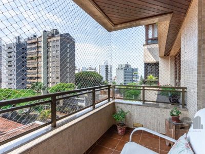 Apartamento à venda com 270m², 3 quartos, 3 suítes, 3 vagas no bairro Bela Vista em Porto Alegre - Foto 18