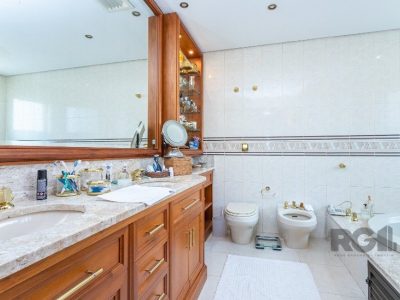 Apartamento à venda com 270m², 3 quartos, 3 suítes, 3 vagas no bairro Bela Vista em Porto Alegre - Foto 34