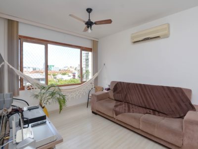 Apartamento à venda com 98m², 3 quartos, 1 vaga no bairro Santana em Porto Alegre - Foto 4