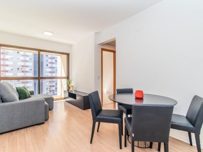 Apartamento à venda com 61m², 2 quartos, 1 suíte, 1 vaga no bairro Partenon em Porto Alegre - Foto 2