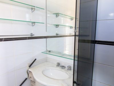 Apartamento à venda com 88m², 2 quartos, 1 suíte, 1 vaga no bairro Higienópolis em Porto Alegre - Foto 9