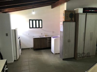 Casa à venda com 230m², 5 quartos, 2 suítes, 5 vagas no bairro Ipanema em Porto Alegre - Foto 17