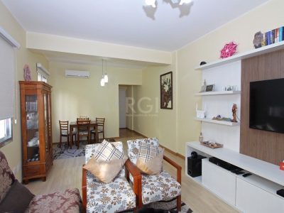 Apartamento à venda com 89m², 3 quartos, 1 suíte no bairro Centro Histórico em Porto Alegre - Foto 2