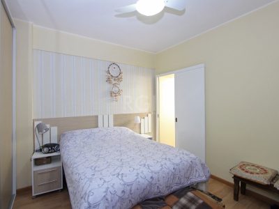 Apartamento à venda com 89m², 3 quartos, 1 suíte no bairro Centro Histórico em Porto Alegre - Foto 11