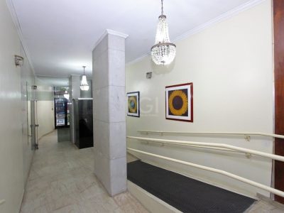 Apartamento à venda com 89m², 3 quartos, 1 suíte no bairro Centro Histórico em Porto Alegre - Foto 19