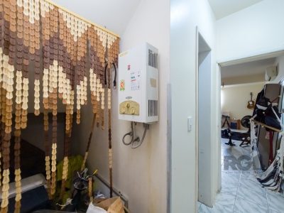 Casa à venda com 210m², 3 quartos, 1 suíte, 2 vagas no bairro Tristeza em Porto Alegre - Foto 20