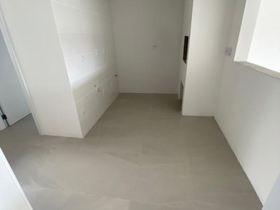 Apartamento à venda com 213m², 3 quartos, 1 suíte, 2 vagas no bairro Chácara das Pedras em Porto Alegre - Foto 9