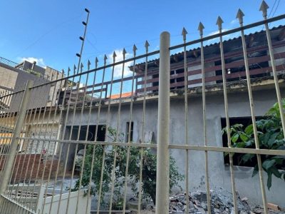 Casa à venda com 200m², 3 quartos, 2 vagas no bairro Passo d'Areia em Porto Alegre - Foto 27