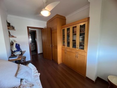 Apartamento à venda com 102m², 2 quartos, 1 suíte, 1 vaga no bairro Menino Deus em Porto Alegre - Foto 25