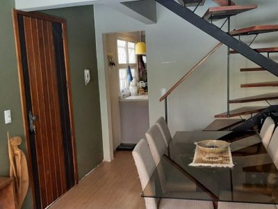 Casa Condominio à venda com 117m², 3 quartos, 1 suíte, 1 vaga no bairro Medianeira em Porto Alegre - Foto 7