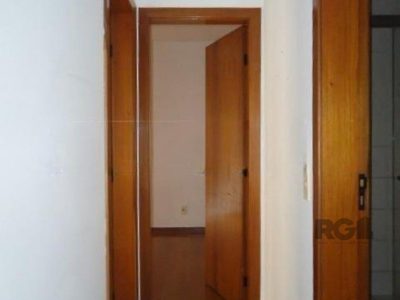 Apartamento à venda com 52m², 2 quartos, 1 vaga no bairro Centro Histórico em Porto Alegre - Foto 5