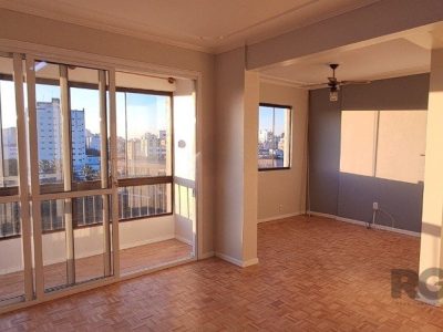 Apartamento à venda com 86m², 3 quartos, 2 vagas no bairro Farroupilha em Porto Alegre - Foto 2