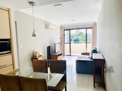 Apartamento à venda com 74m², 2 quartos, 1 suíte, 1 vaga no bairro Santana em Porto Alegre - Foto 5