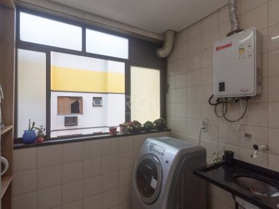 Cobertura à venda com 240m², 3 quartos, 1 suíte, 2 vagas no bairro Jardim Itu em Porto Alegre - Foto 10