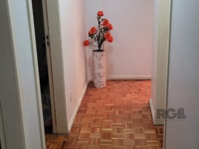 Apartamento à venda com 129m², 3 quartos, 1 suíte, 1 vaga no bairro Jardim Lindóia em Porto Alegre - Foto 12