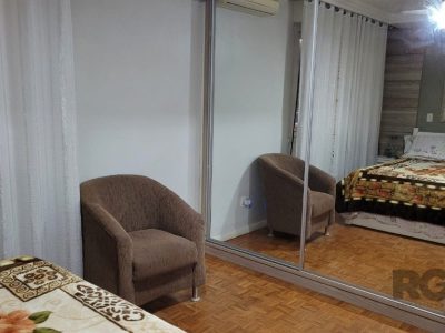 Apartamento à venda com 129m², 3 quartos, 1 suíte, 1 vaga no bairro Jardim Lindóia em Porto Alegre - Foto 13