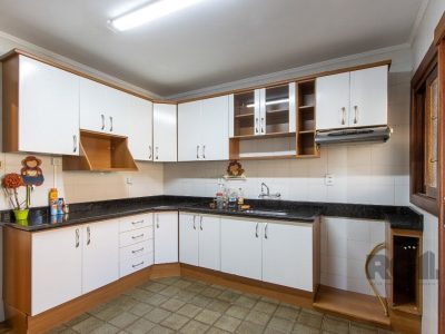 Apartamento à venda com 136m², 3 quartos, 1 suíte, 1 vaga no bairro Cristal em Porto Alegre - Foto 9