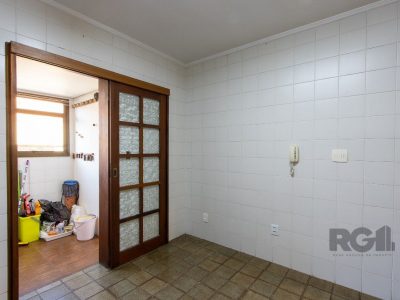 Apartamento à venda com 136m², 3 quartos, 1 suíte, 1 vaga no bairro Cristal em Porto Alegre - Foto 10