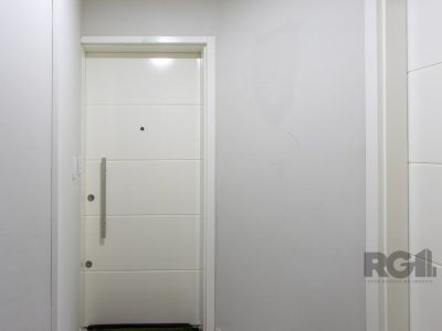 Apartamento à venda com 136m², 3 quartos, 1 suíte, 1 vaga no bairro Cristal em Porto Alegre - Foto 4