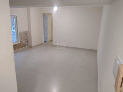 Apartamento à venda com 76m², 2 quartos no bairro Praia de Belas em Porto Alegre - Foto 9