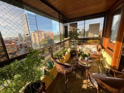 Apartamento à venda com 113m², 3 quartos, 1 suíte, 2 vagas no bairro Chácara das Pedras em Porto Alegre - Foto 8