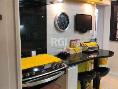 Apartamento à venda com 80m², 2 quartos, 1 vaga no bairro Menino Deus em Porto Alegre - Foto 32