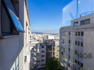 Apartamento à venda com 72m², 2 quartos, 1 vaga no bairro Independência em Porto Alegre - Foto 25