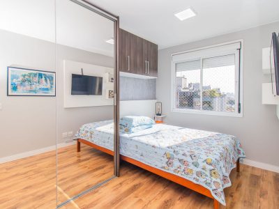 Apartamento à venda com 60m², 2 quartos, 1 suíte, 1 vaga no bairro Cristo Redentor em Porto Alegre - Foto 18