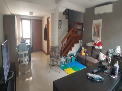 Sobrado à venda com 133m², 3 quartos, 1 suíte, 2 vagas no bairro Tristeza em Porto Alegre - Foto 11