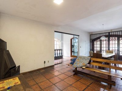 Casa à venda com 430m², 4 quartos, 1 suíte, 5 vagas no bairro Cristal em Porto Alegre - Foto 13