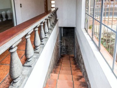 Casa à venda com 430m², 4 quartos, 1 suíte, 5 vagas no bairro Cristal em Porto Alegre - Foto 45