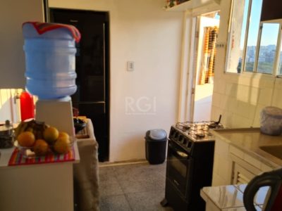 Apartamento à venda com 80m², 3 quartos, 1 suíte no bairro Bom Fim em Porto Alegre - Foto 6