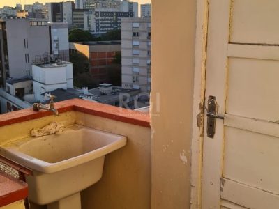 Apartamento à venda com 80m², 3 quartos, 1 suíte no bairro Bom Fim em Porto Alegre - Foto 13