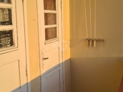 Apartamento à venda com 80m², 3 quartos, 1 suíte no bairro Bom Fim em Porto Alegre - Foto 25