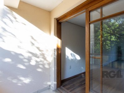 Casa Condominio à venda com 237m², 3 quartos, 1 suíte, 2 vagas no bairro Ipanema em Porto Alegre - Foto 17