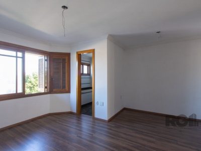 Casa Condominio à venda com 237m², 3 quartos, 1 suíte, 2 vagas no bairro Ipanema em Porto Alegre - Foto 31