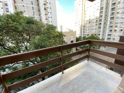 Apartamento à venda com 78m², 3 quartos, 1 vaga no bairro Passo d'Areia em Porto Alegre - Foto 5