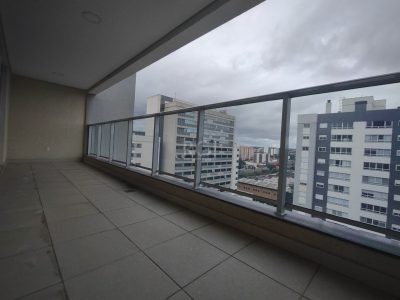 Apartamento à venda com 127m², 3 quartos, 3 suítes, 3 vagas no bairro Central Parque em Porto Alegre - Foto 11