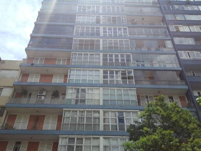 Apartamento à venda com 95m², 2 quartos no bairro Centro Histórico em Porto Alegre - Foto 3