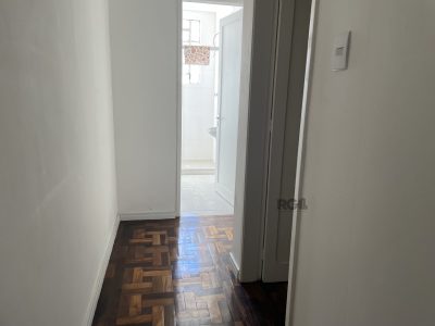 Apartamento à venda com 70m², 2 quartos, 1 suíte no bairro São João em Porto Alegre - Foto 5