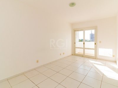 Apartamento à venda com 140m², 3 quartos, 1 suíte no bairro Passo d'Areia em Porto Alegre - Foto 9