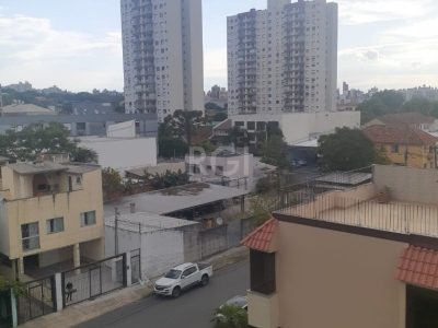 Cobertura à venda com 60m², 1 quarto, 1 suíte, 2 vagas no bairro Passo d'Areia em Porto Alegre - Foto 13