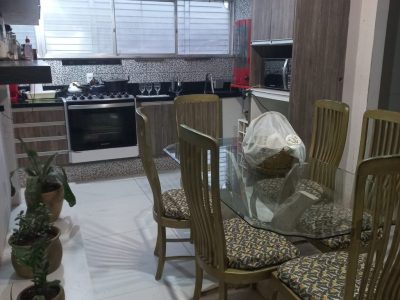 Apartamento à venda com 120m², 4 quartos, 1 suíte no bairro Petrópolis em Porto Alegre - Foto 8