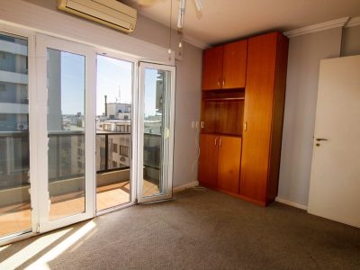 Apartamento à venda com 88m², 2 quartos, 1 suíte, 1 vaga no bairro Higienópolis em Porto Alegre - Foto 11