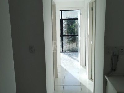 Conjunto/Sala à venda com 59m², 1 vaga no bairro Moinhos de Vento em Porto Alegre - Foto 2