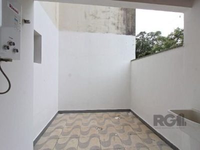 Apartamento à venda com 109m², 2 quartos, 1 vaga no bairro Medianeira em Porto Alegre - Foto 11