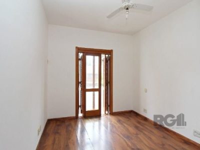 Apartamento à venda com 109m², 2 quartos, 1 vaga no bairro Medianeira em Porto Alegre - Foto 17