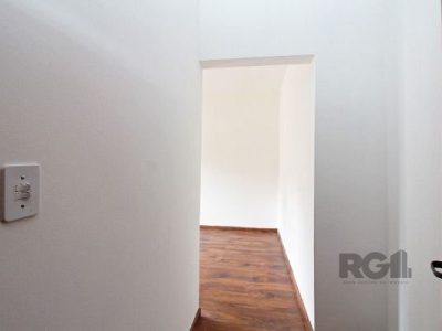 Apartamento à venda com 109m², 2 quartos, 1 vaga no bairro Medianeira em Porto Alegre - Foto 21