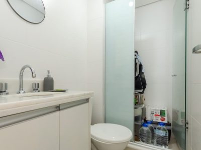 Apartamento à venda com 65m², 3 quartos, 1 suíte, 1 vaga no bairro Petrópolis em Porto Alegre - Foto 26